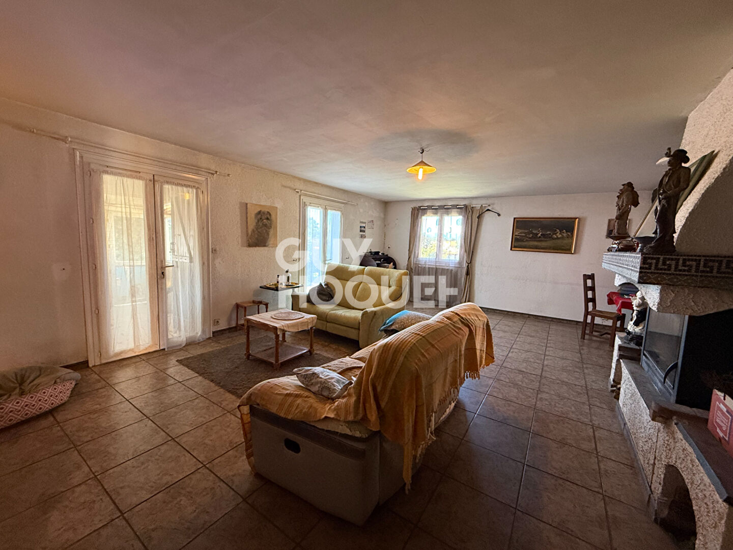 À vendre à Cabestany (66330) Appartement spacieux en rez-de-jardin avec piscine et garage .