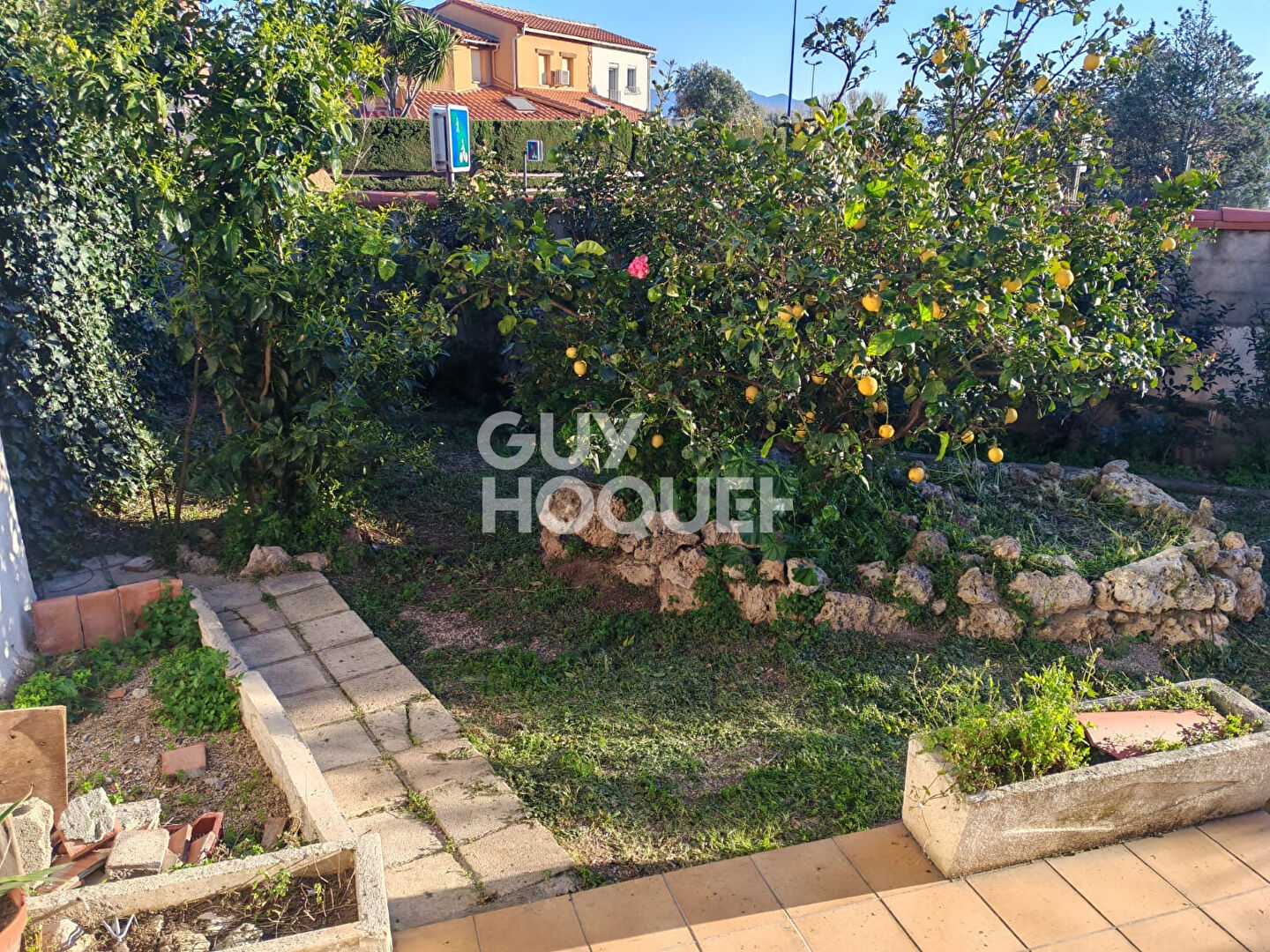 À vendre à Cabestany (66330) Appartement spacieux en rez-de-jardin avec piscine et garage .