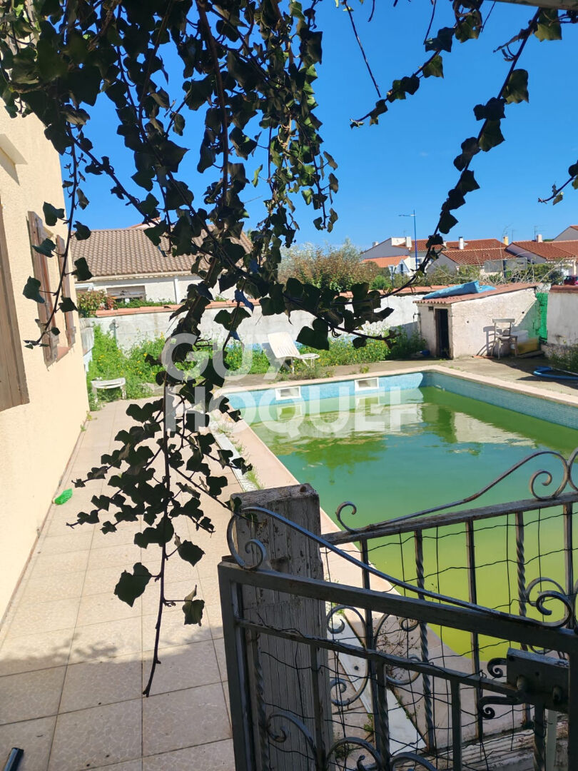 À vendre à Cabestany (66330) Appartement spacieux en rez-de-jardin avec piscine et garage .