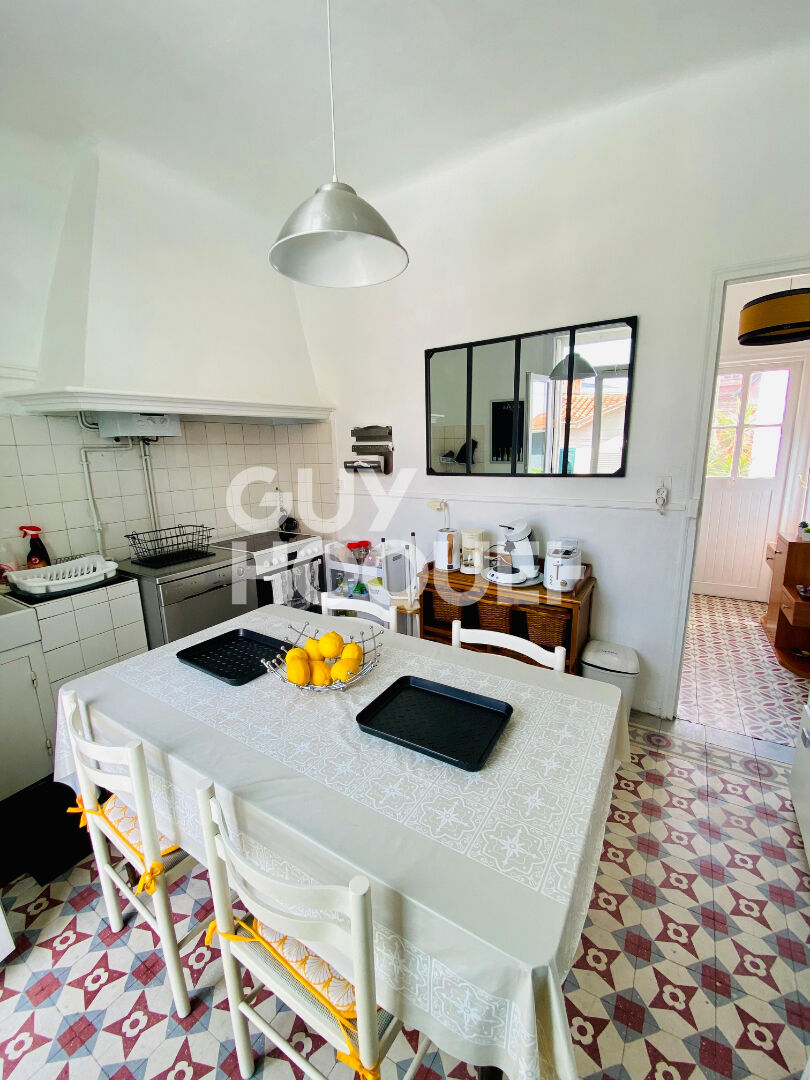 Maison scindée en deux appartements Perpignan 7 pièce(s) 163 m2