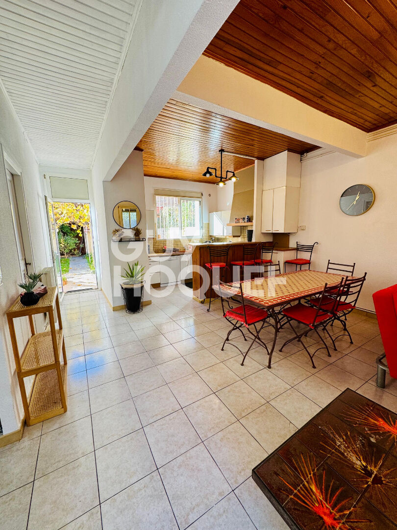 Maison scindée en deux appartements Perpignan 7 pièce(s) 163 m2