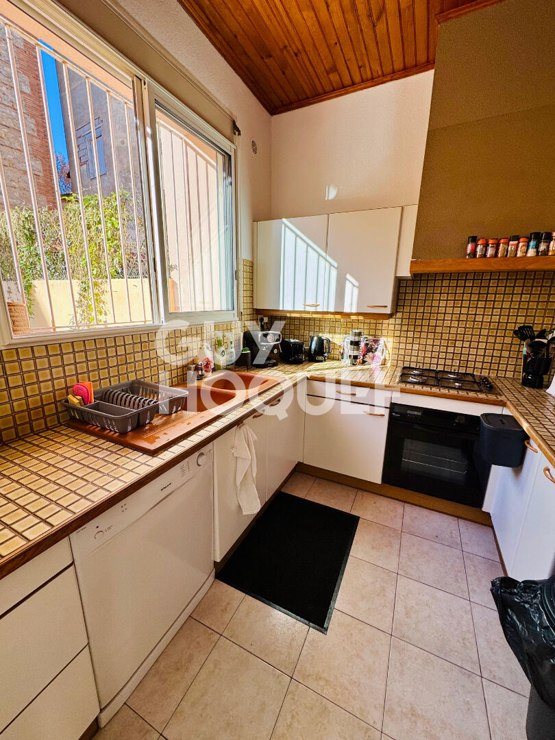 Maison scindée en deux appartements Perpignan 7 pièce(s) 163 m2