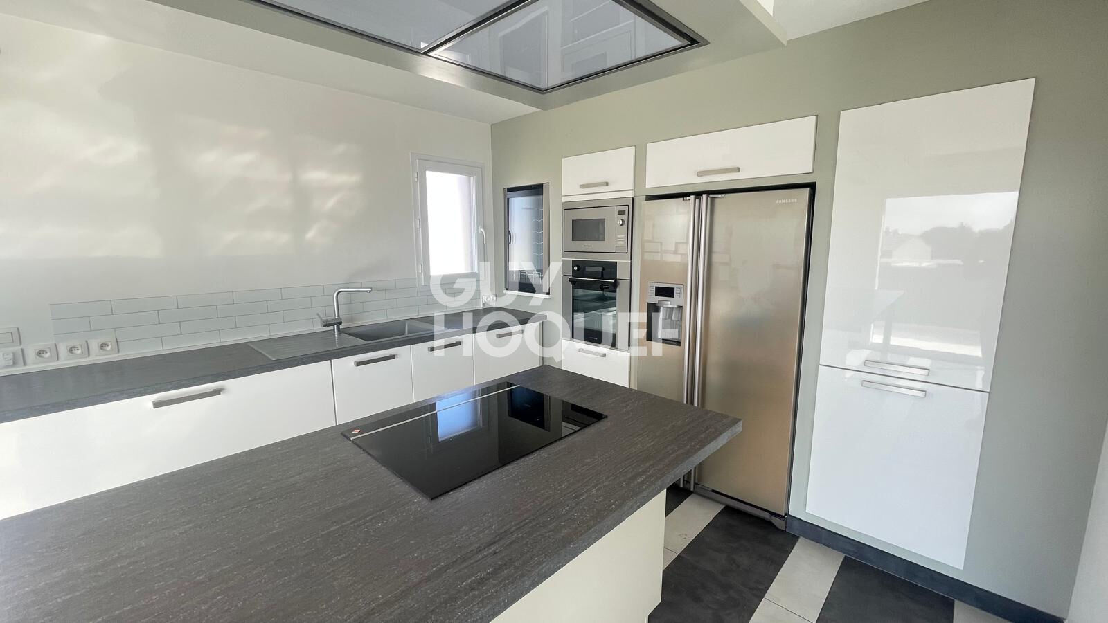 EXCLUSIVITE pour INVESTISSEUR - À vendre à Cabestany (66330) Appartement 4 pièces avec garage vendu loué