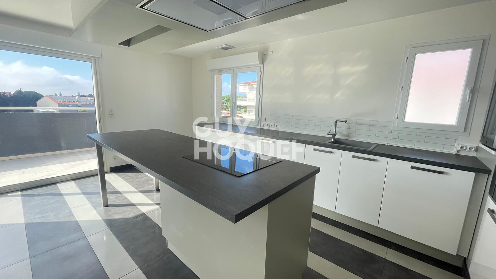 EXCLUSIVITE pour INVESTISSEUR - À vendre à Cabestany (66330) Appartement 4 pièces avec garage vendu loué