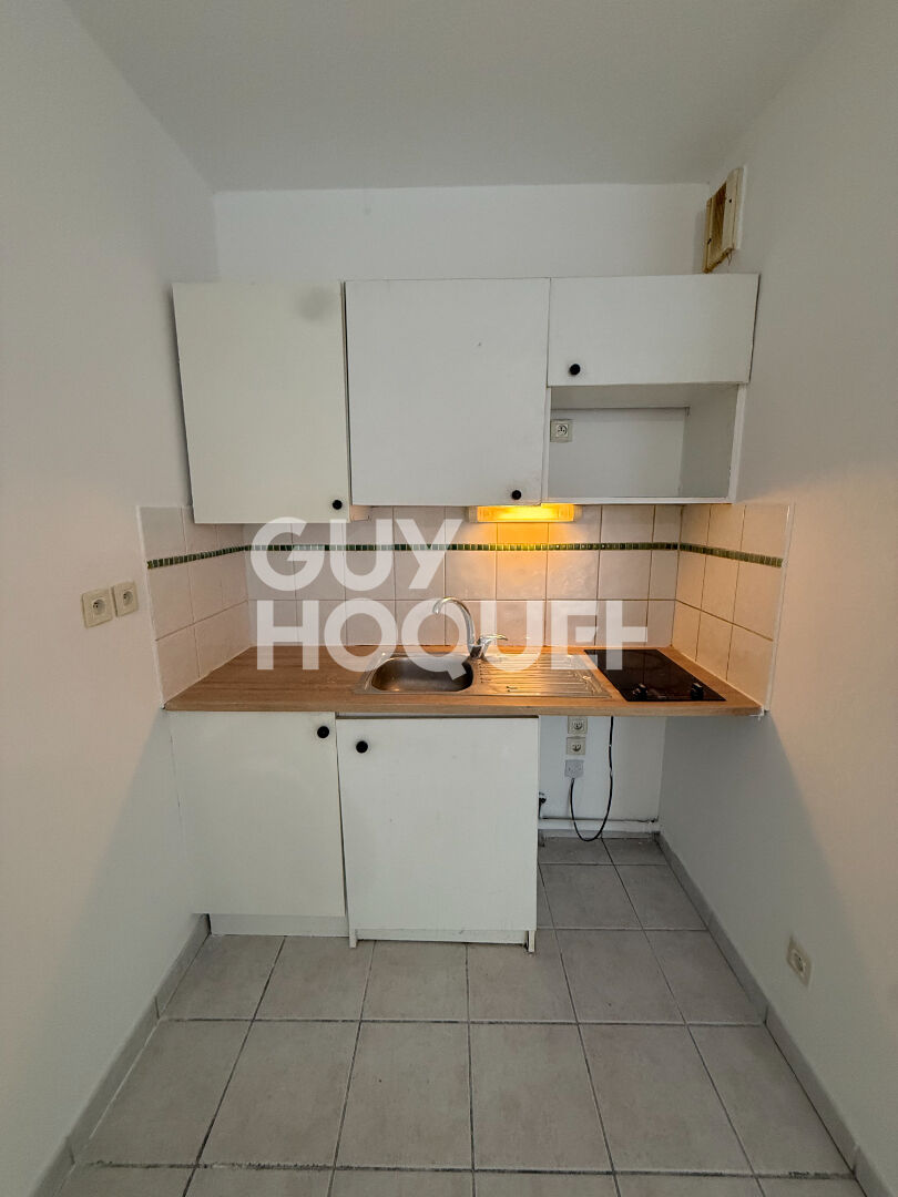 Appartement F2, 43 m² en rez-de-chaussée avec terrasse et parking, à vendre à PERPIGNAN, quartier Saint Martin