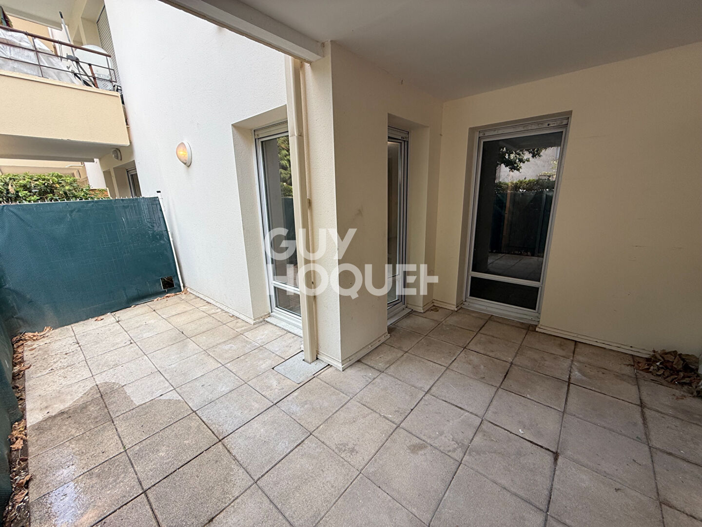 Appartement F2, 43 m² en rez-de-chaussée avec terrasse et parking, à vendre à PERPIGNAN, quartier Saint Martin