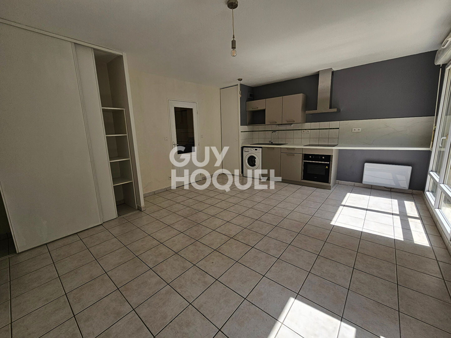 Appartement T1 à louer avec terrasse à Perpignan, quartier Saint-Martin