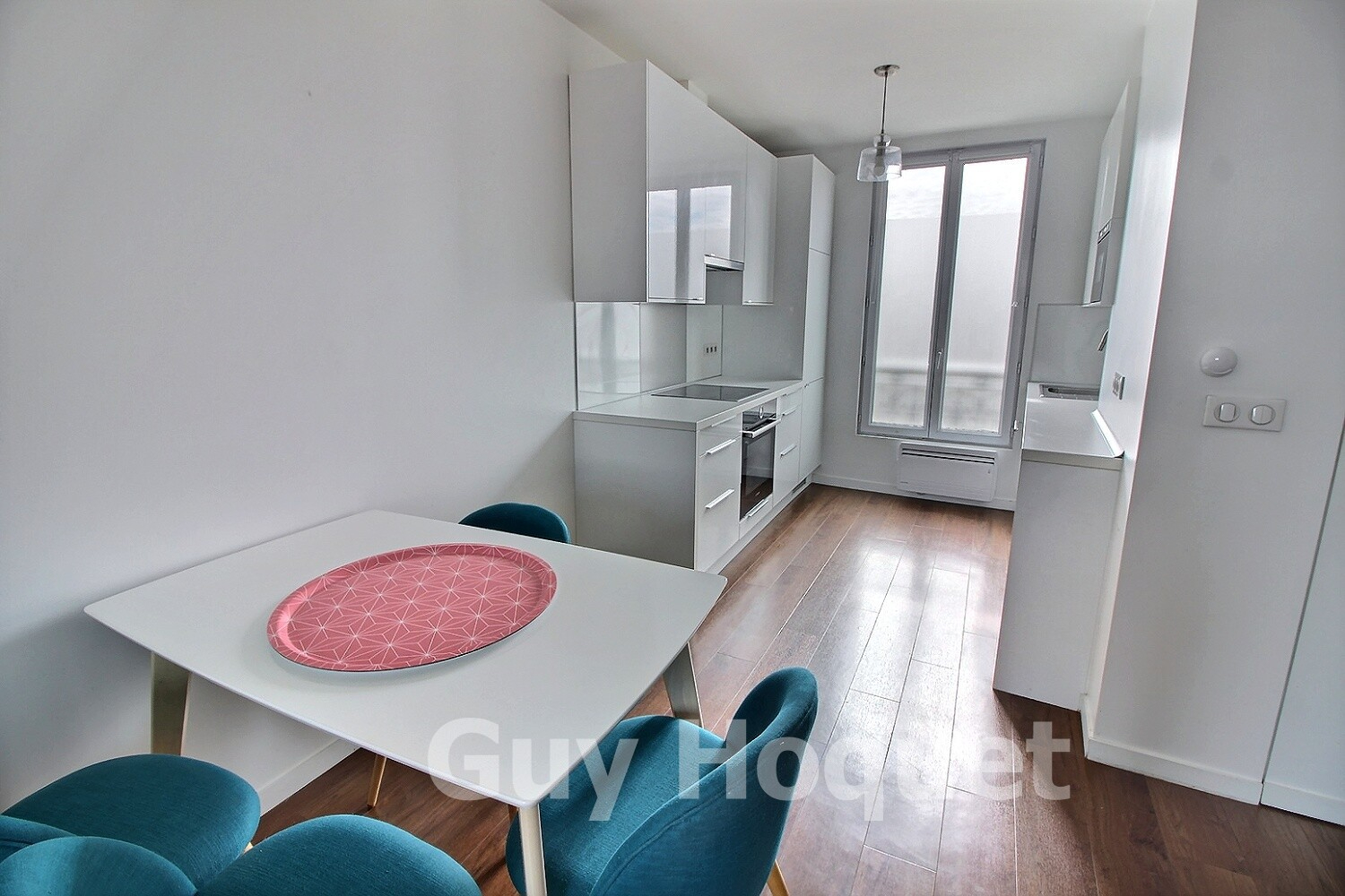 F3 MEUBLE EN DUPLEX - CENTRE-VILLE DE PUTEAUX