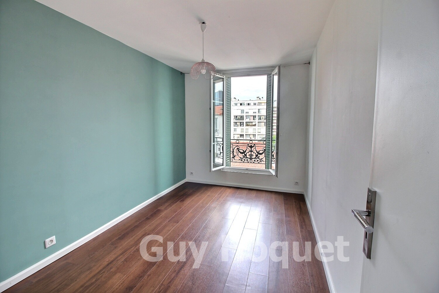 F3 MEUBLE EN DUPLEX - CENTRE-VILLE DE PUTEAUX
