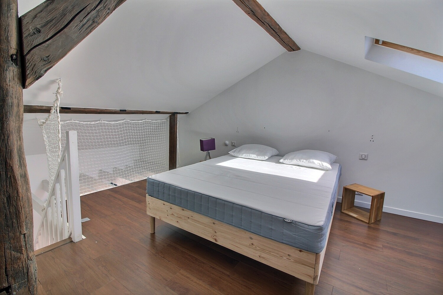 F3 MEUBLE EN DUPLEX - CENTRE-VILLE DE PUTEAUX