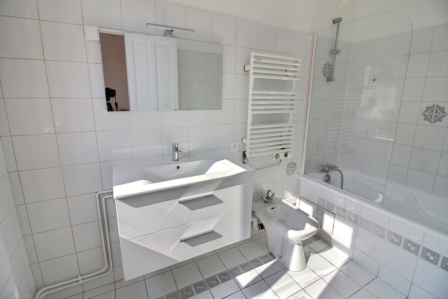 NOUVEAUTE- Beau F2 - 37.20 m2- CENTRE VILLE - PROCHE GARE