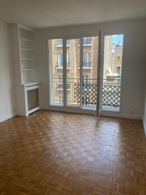 NOUVEAUTE- F2 -49.06 m² -NEUILLY SUR SEINE