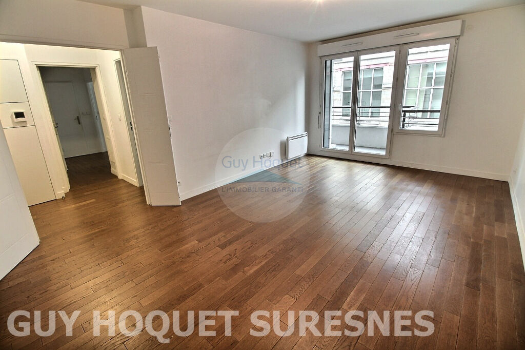 SURESNES - CARRE V PARKING ET CAVE