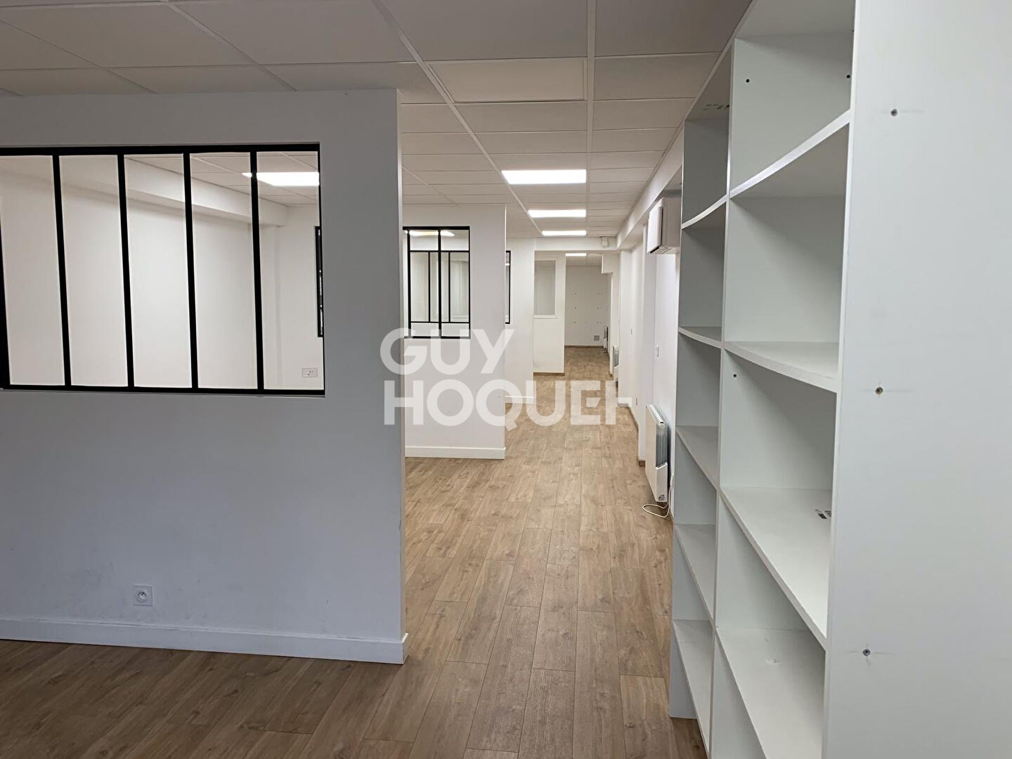 NOUVEAU - LOCAL COMMERCIAL NANTERRE- 90m²