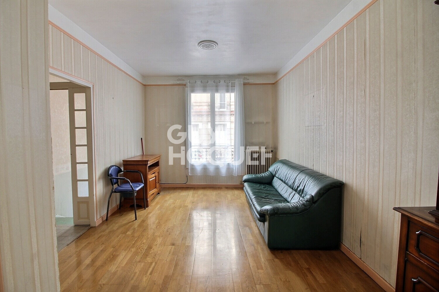 Charmante Maison à Vendre à Suresnes (touchant Puteaux) - Idéale pour un Projet de Rénovation !