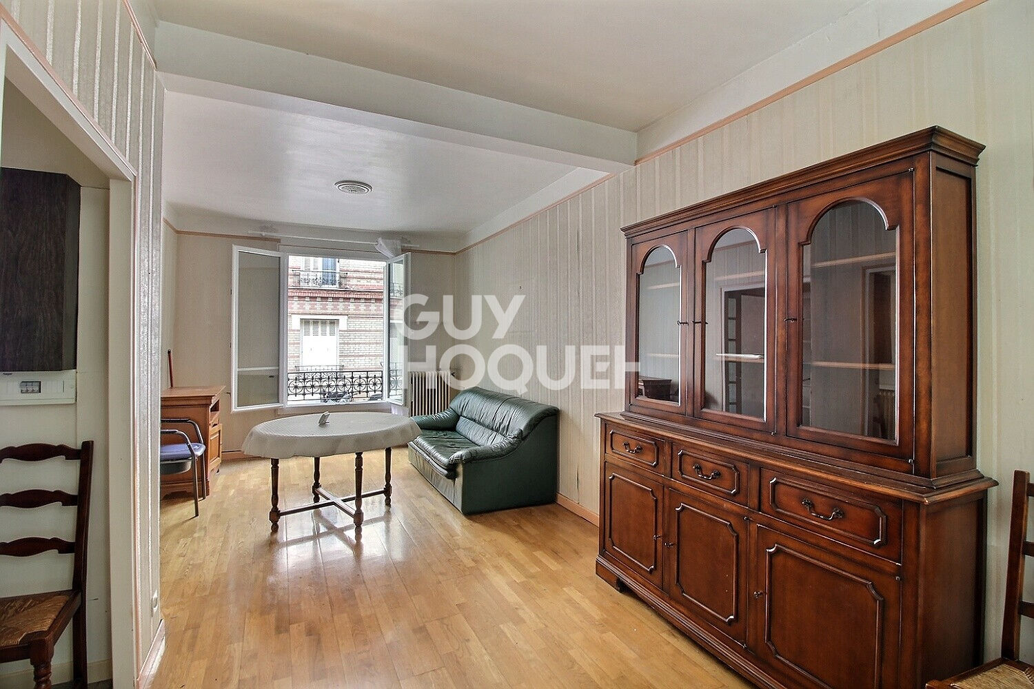 Charmante Maison à Vendre à Suresnes (touchant Puteaux) - Idéale pour un Projet de Rénovation !