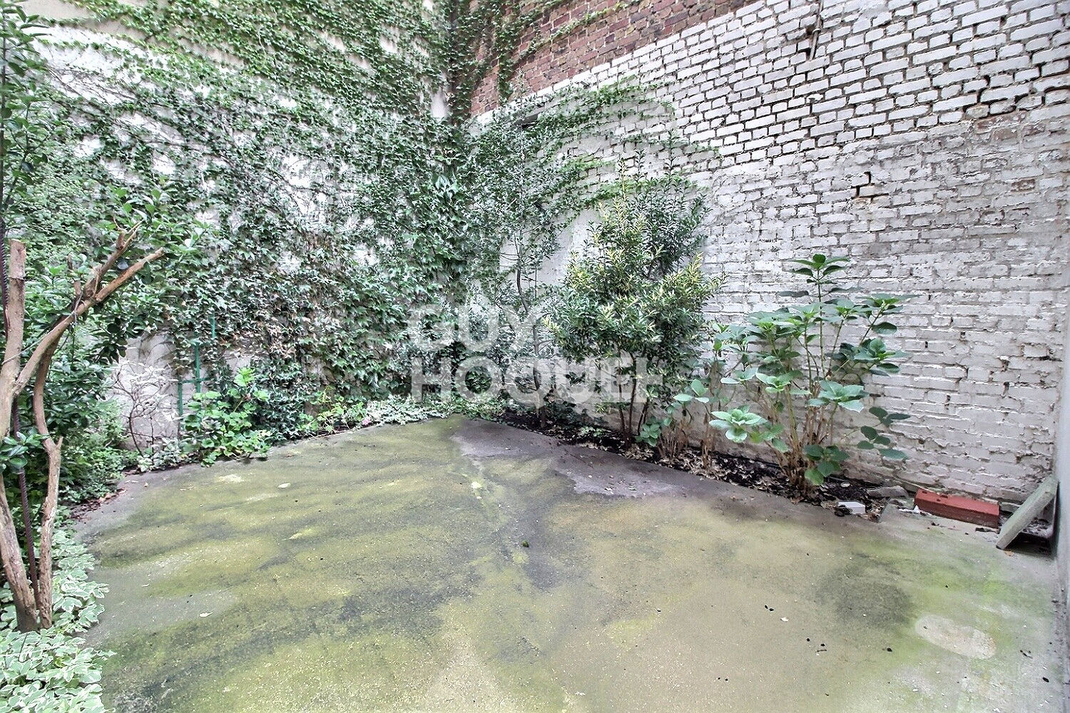 Charmante Maison à Vendre à Suresnes (touchant Puteaux) - Idéale pour un Projet de Rénovation !