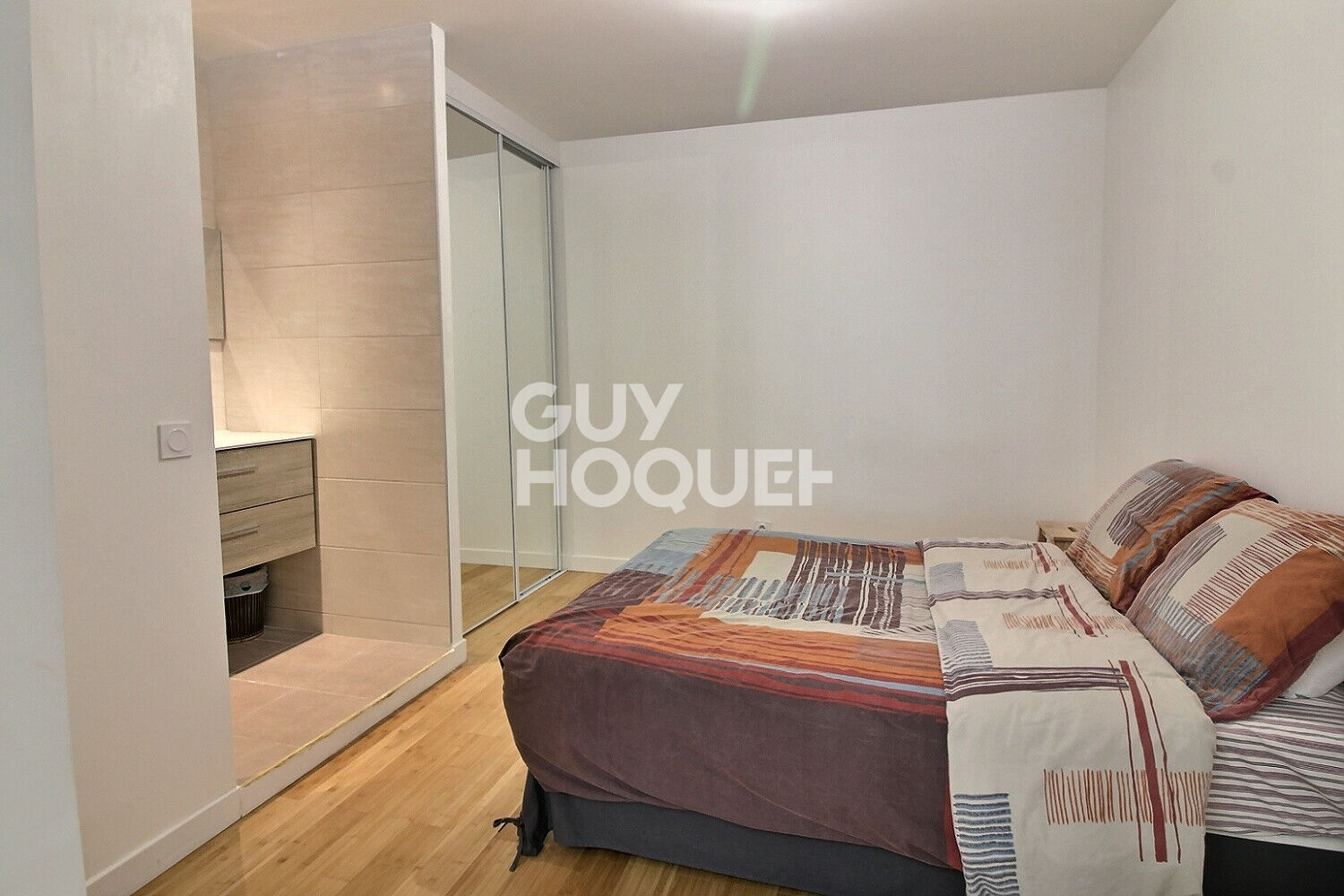 À vendre : Appartement 2 pièces type LOFT à Puteaux - Exclusivité Guy Hoquet