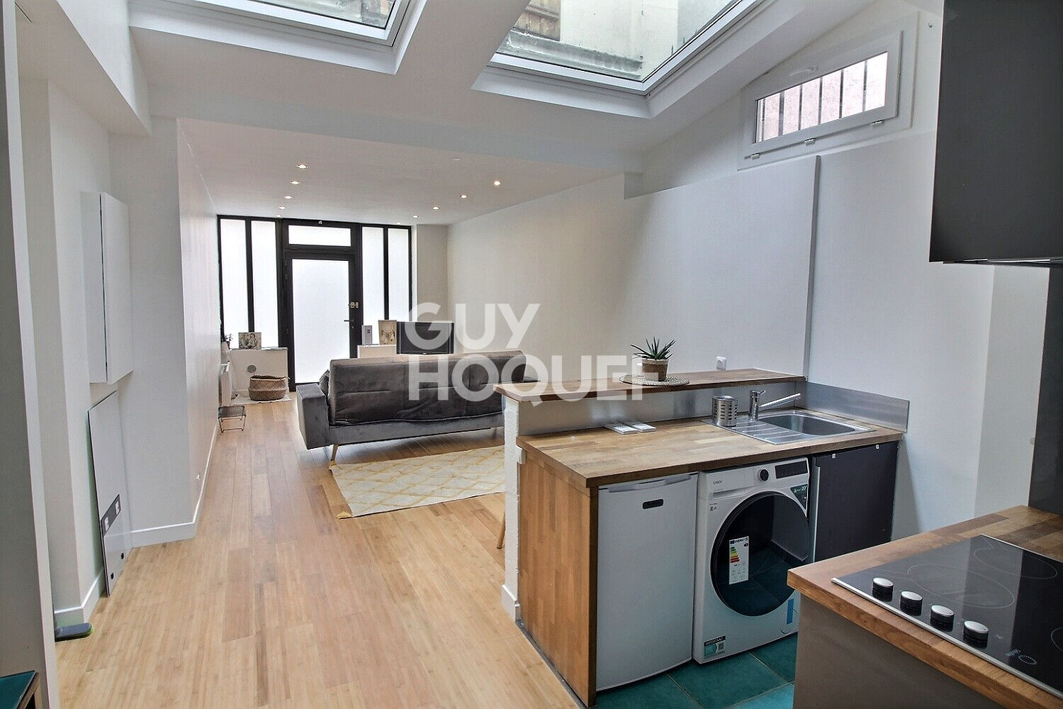 À vendre : Appartement 2 pièces type LOFT à Puteaux - Exclusivité Guy Hoquet