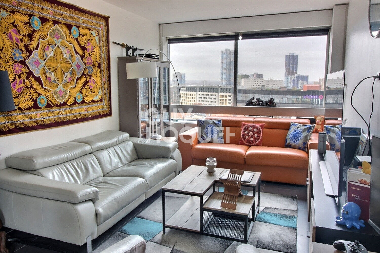 À vendre ? Superbe 4 pièces avec vue panoramique sur La Défense