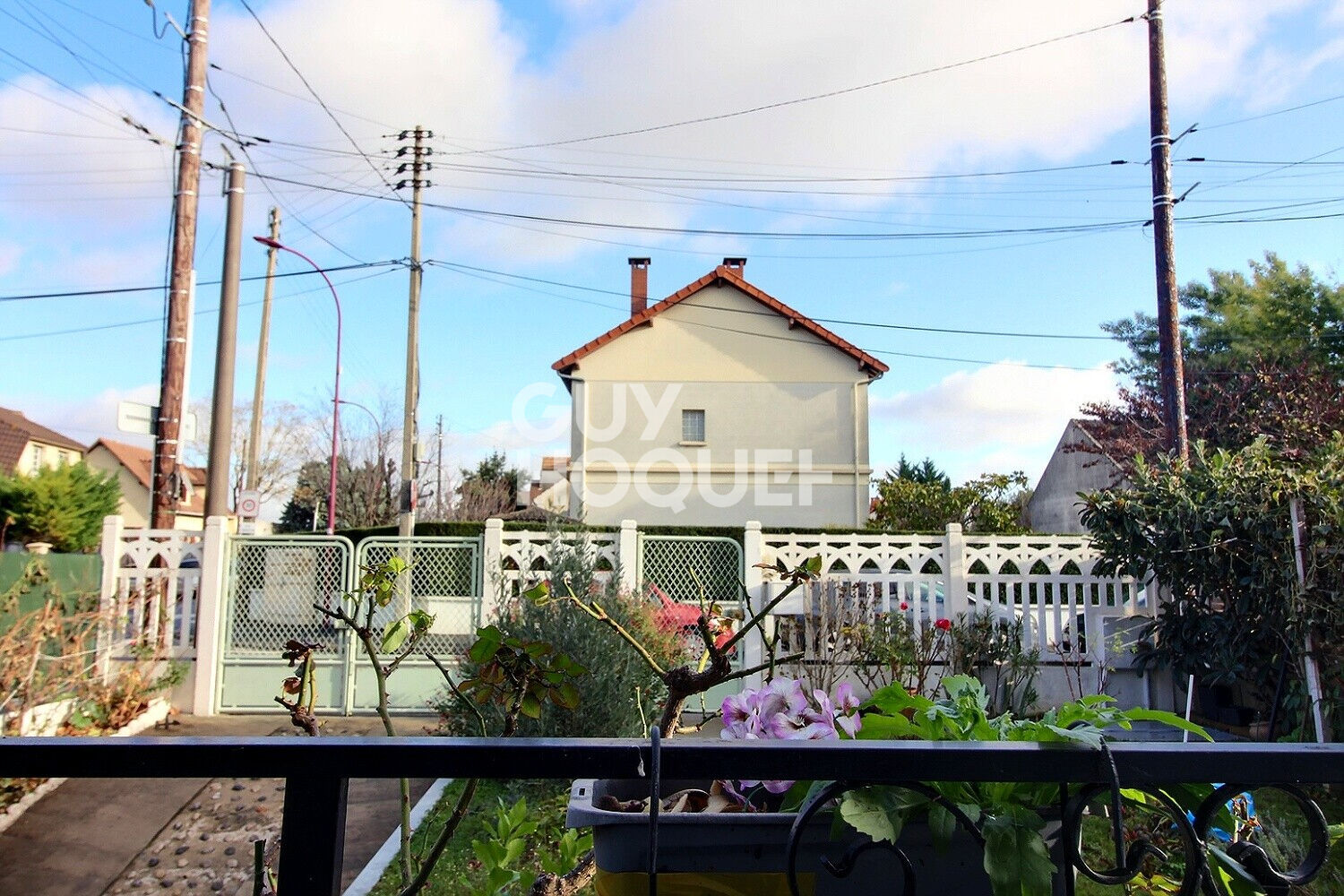 Maison spacieuse à vendre à Bezons - 5 pièces, jardin et garage