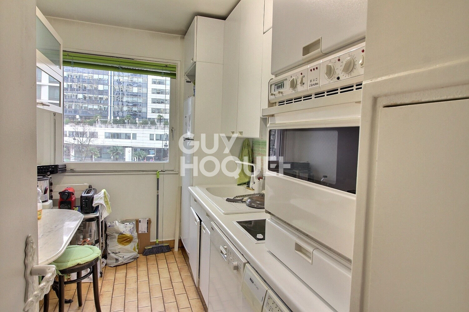 À vendre ? Appartement 2 pièces avec balcon à Puteaux (proche métro) rue Jean Jaurès