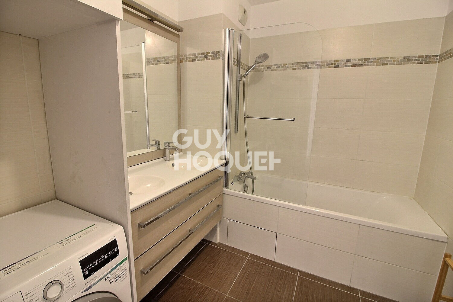 À vendre : Appartement 3 pièces de grand standing à Puteaux