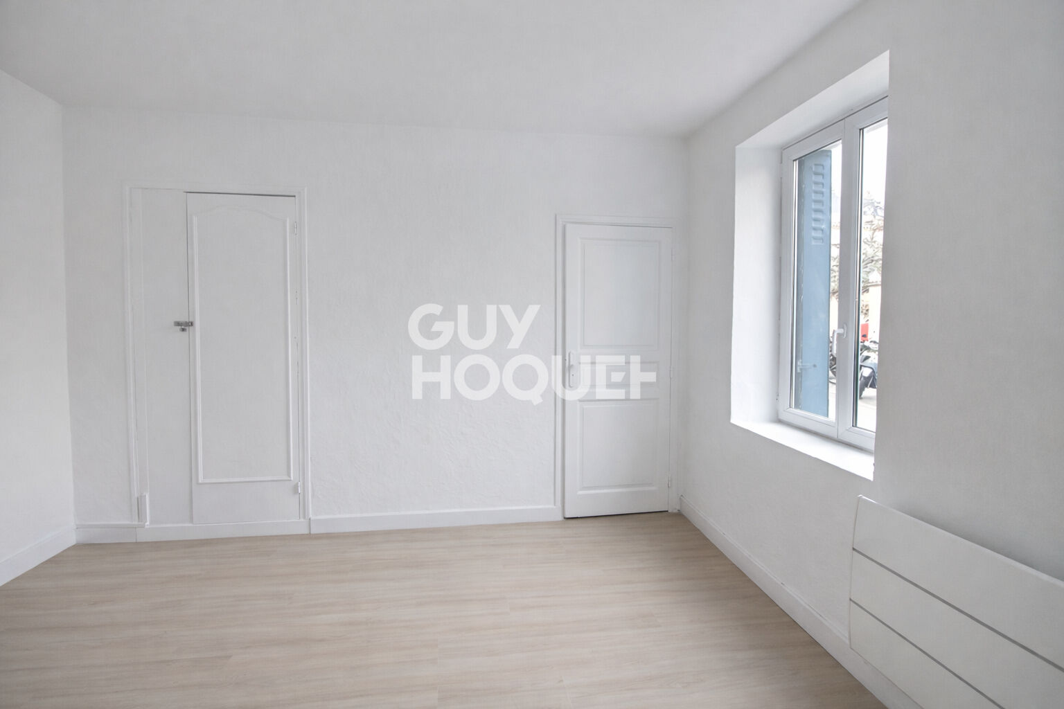 À vendre sur Puteaux un Grand Studio en centre ville