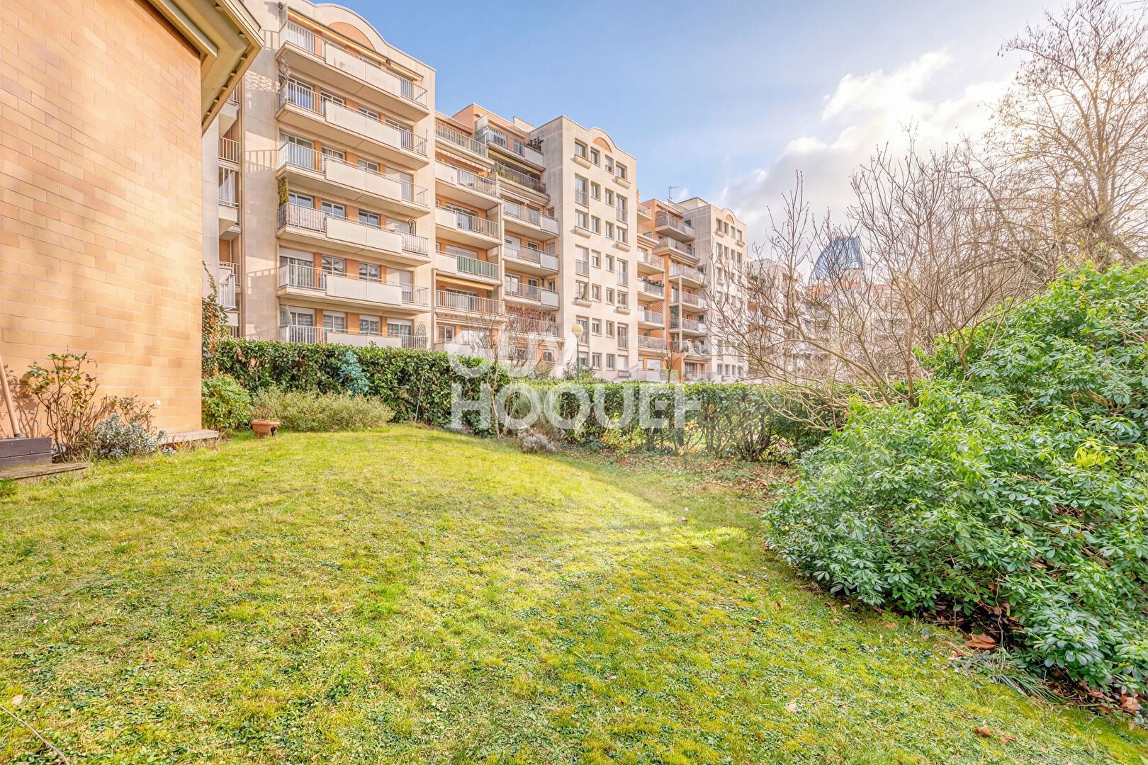 À vendre : Appartement 3 pièces à Puteaux - Exclusivité Guy Hoquet