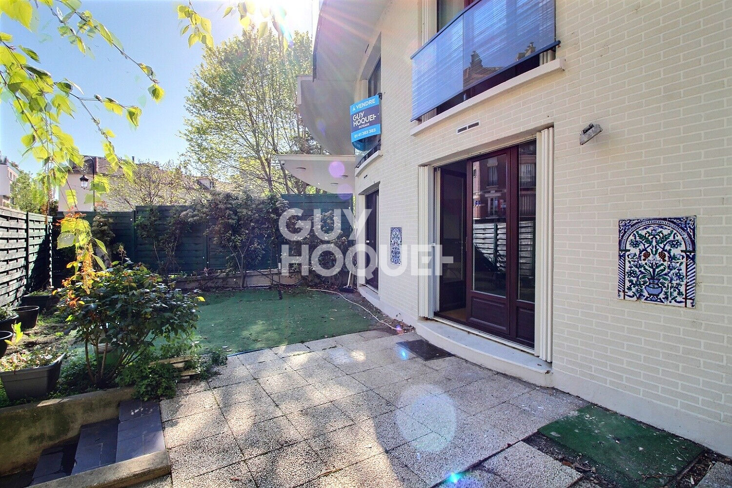 Duplex 3 pièces en rez-de-jardin à vendre à Puteaux centre ville - Exclusivité Guy Hoquet