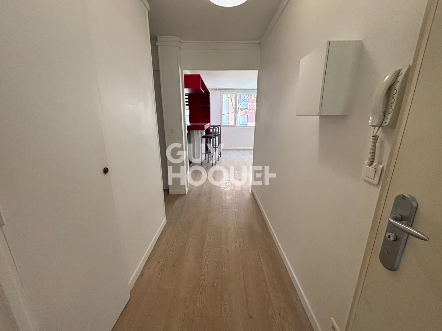 BELLE NOUVEAUTE- F3-  63.96m² -RUE DE LA REPUBLIQUE- SURESNES