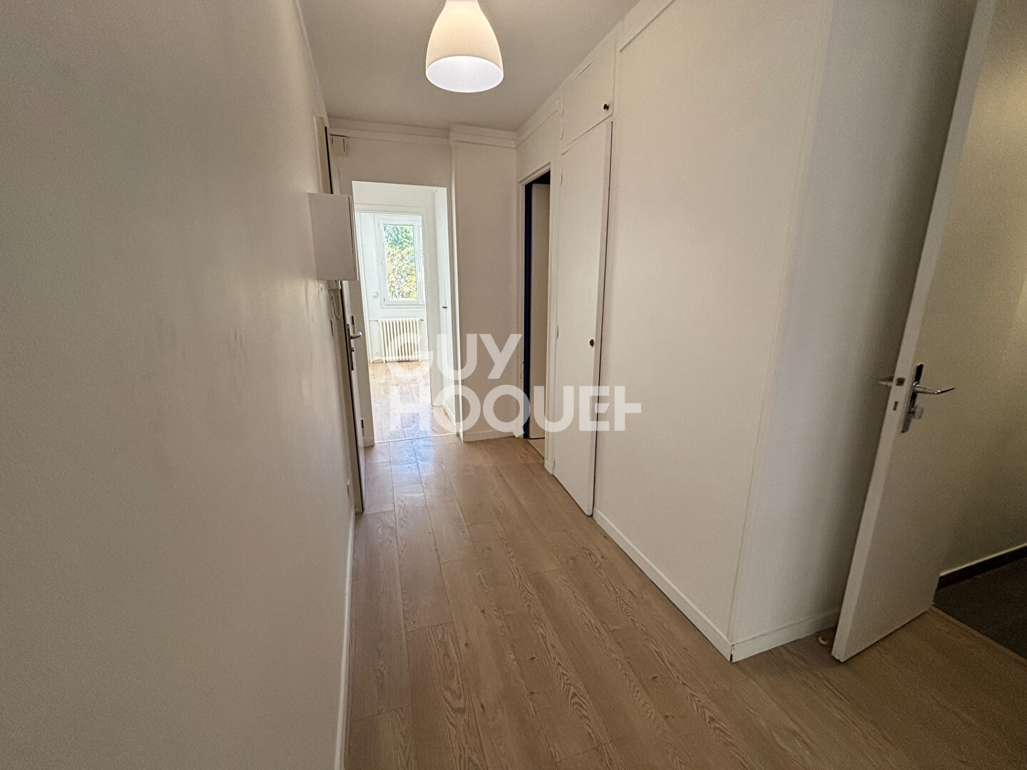BELLE NOUVEAUTE- F3-  63.96m² -RUE DE LA REPUBLIQUE- SURESNES