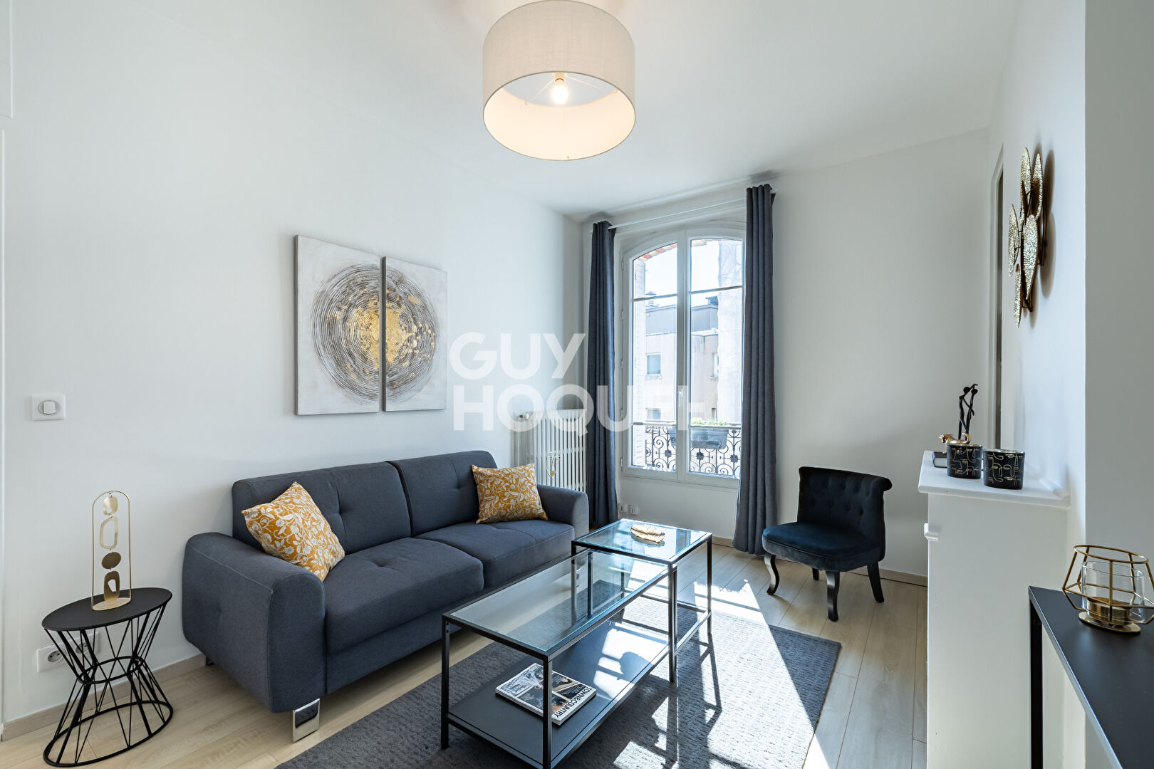 Appartement d'Exception à Puteaux - Élégance et Confort au 3ème Étage