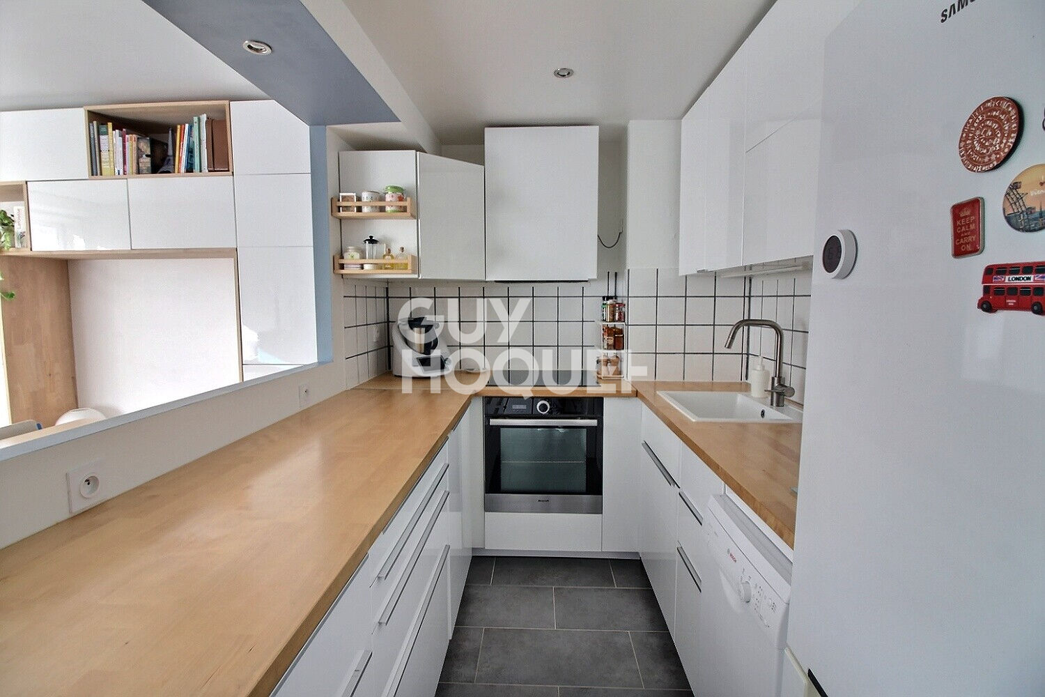 Appartement 4 pièces lumineux à vendre à Puteaux rue des Bas Roger