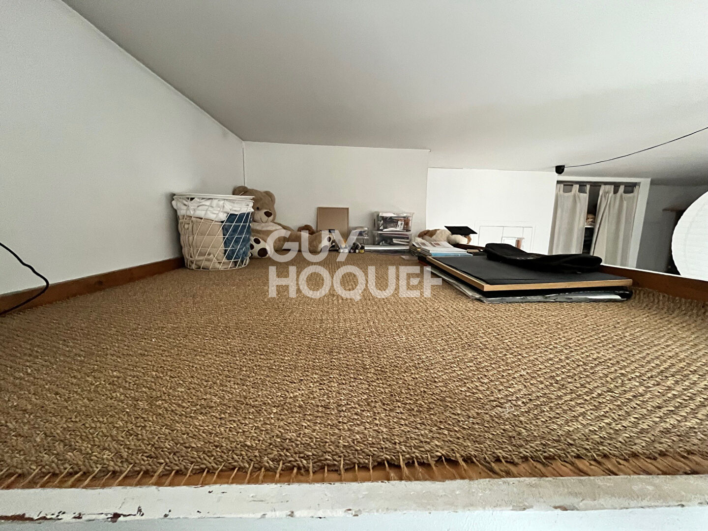 Charmant appartement 1 pièce à vendre à Garches - Idéal premier achat ou investissement