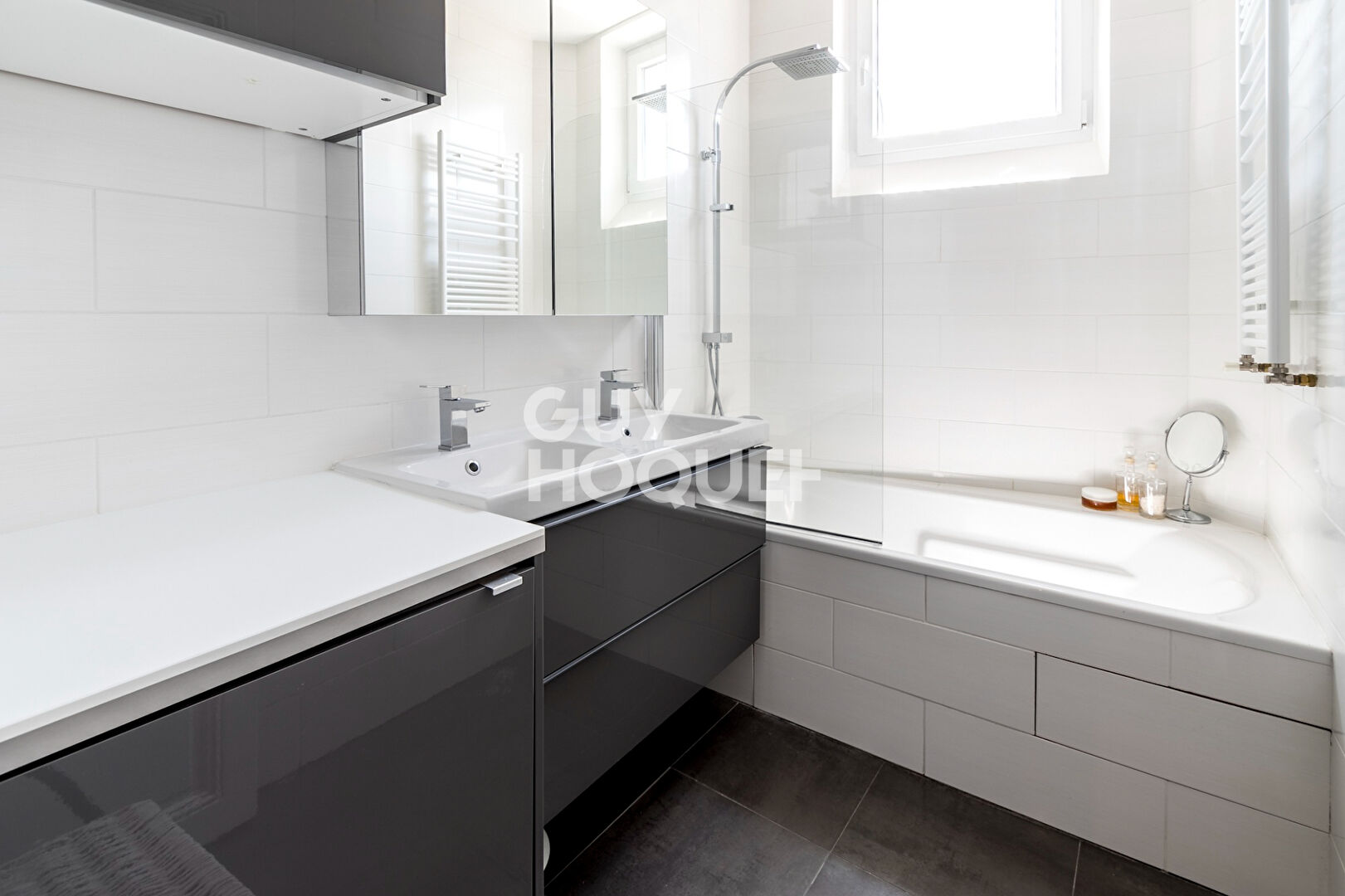 Appartement de prestige à vendre à Puteaux - 3 pièces, 65.90 m²