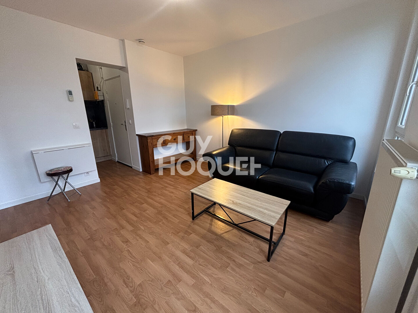 NOUVEAU - F2 MEUBLE - 32.04 m²-CENTRE-VILLE DE SURESNES