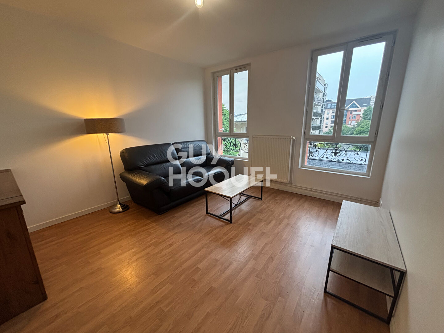 NOUVEAU - F2 MEUBLE - 32.04 m²-CENTRE-VILLE DE SURESNES