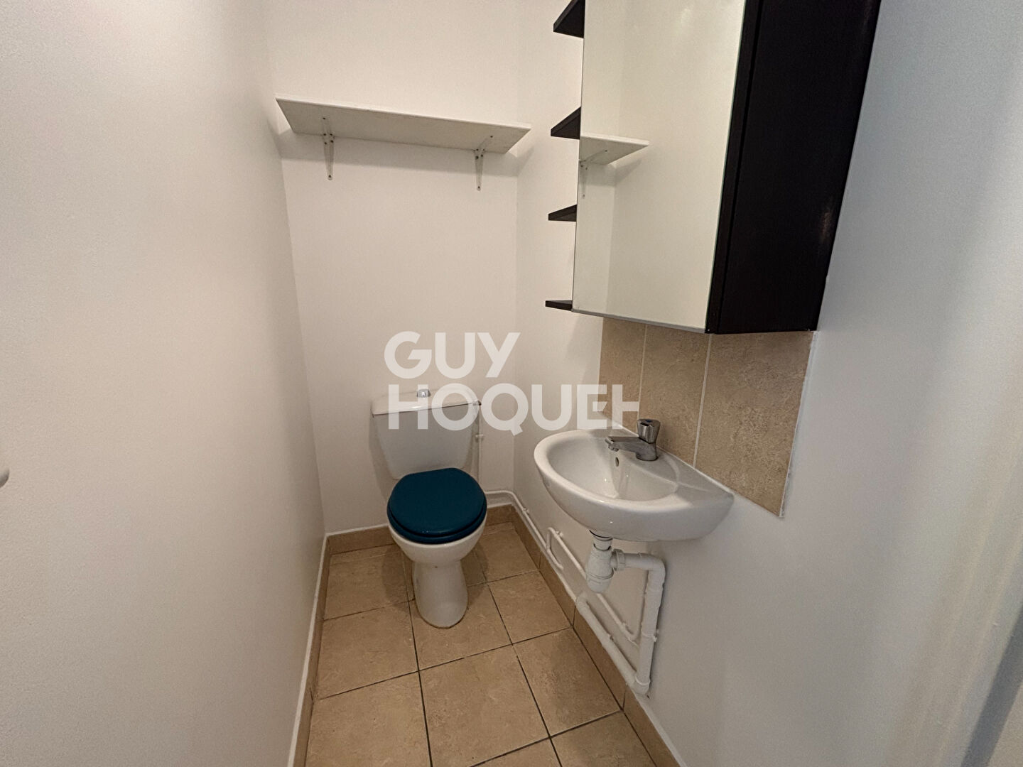 NOUVEAUTE- F2 EN REZ DE JARDIN - 44. 91 m² Nanterre Limite Puteaux