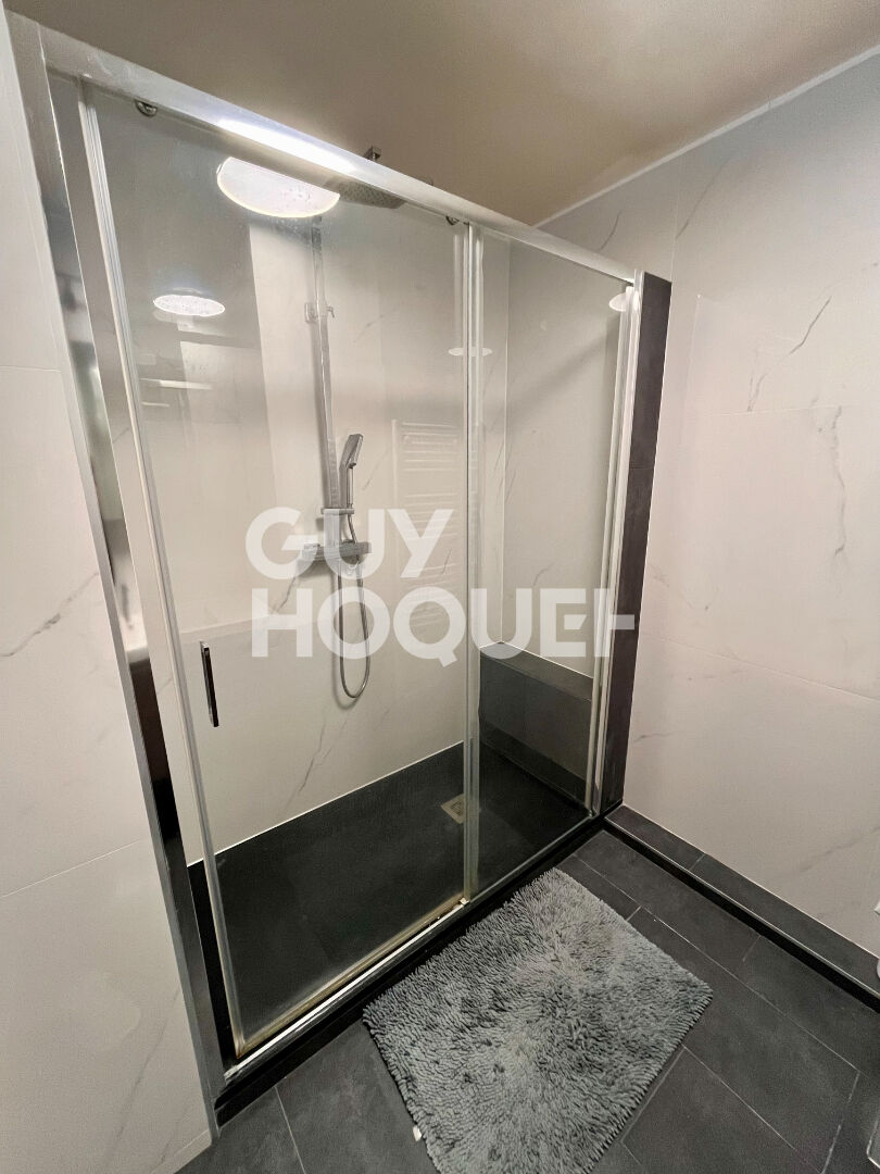 Superbe appartement 3 pièces dernier étage à Puteaux