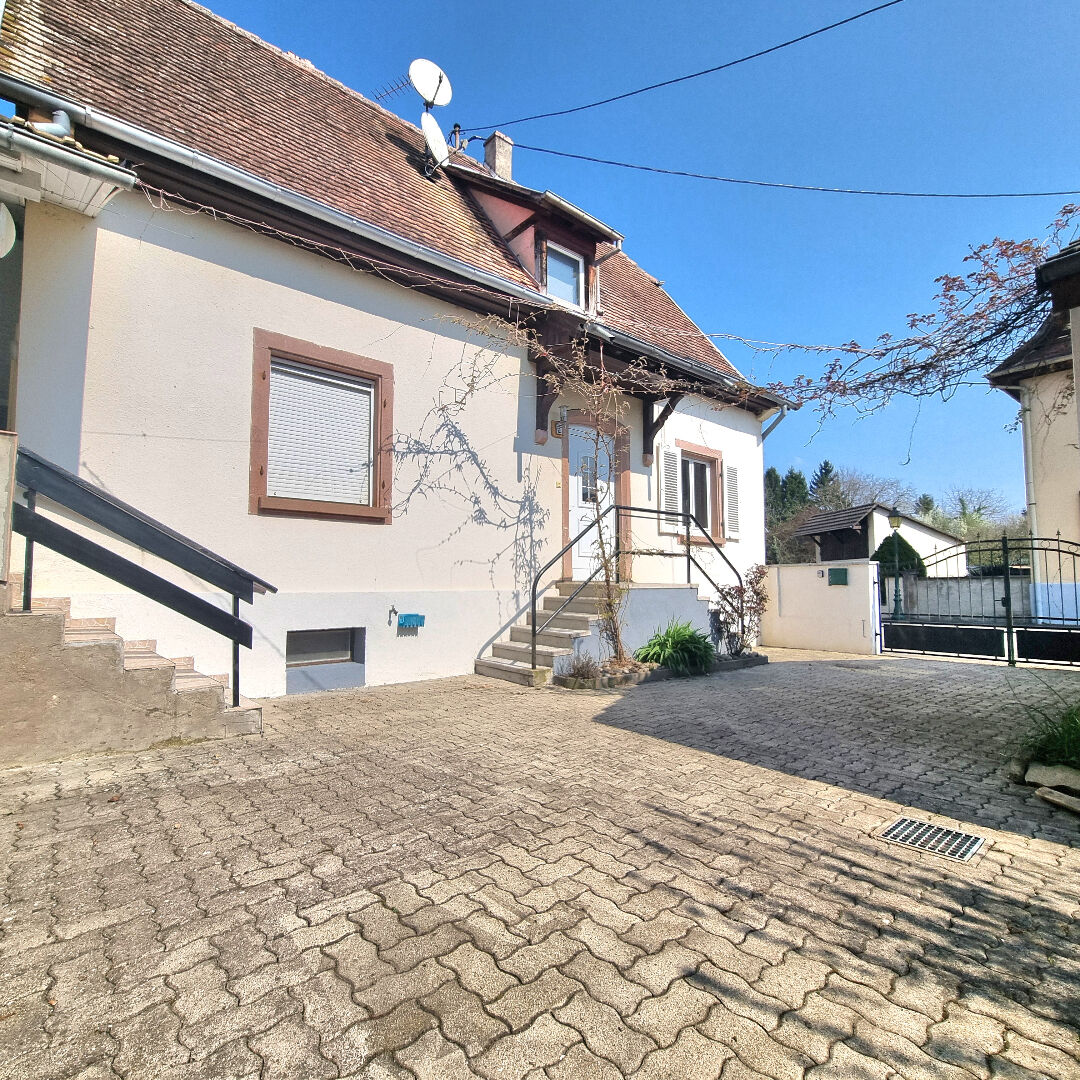 Maison individuelle de 123 m² habitables sur 2,80 ares avec extérieurs