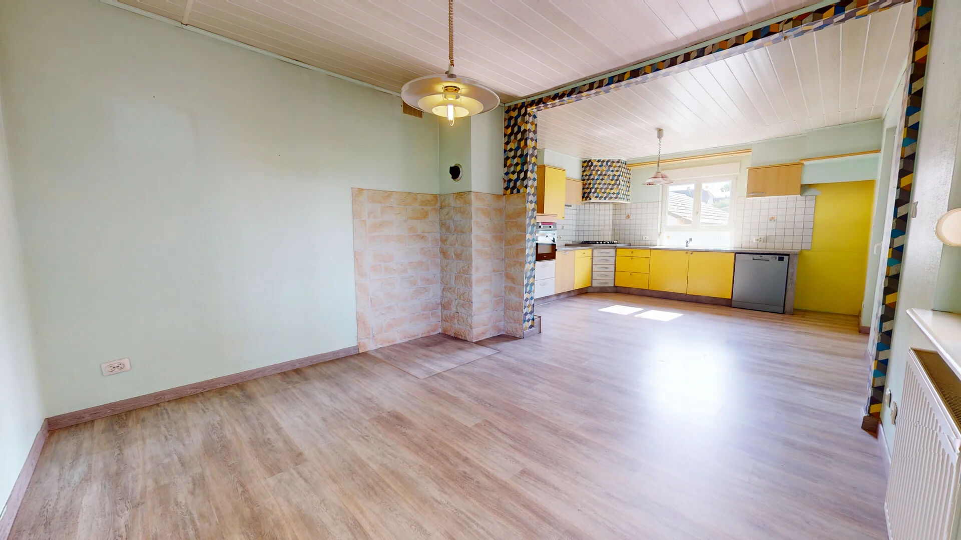 Maison individuelle de 123 m² habitables sur 2,80 ares avec extérieurs