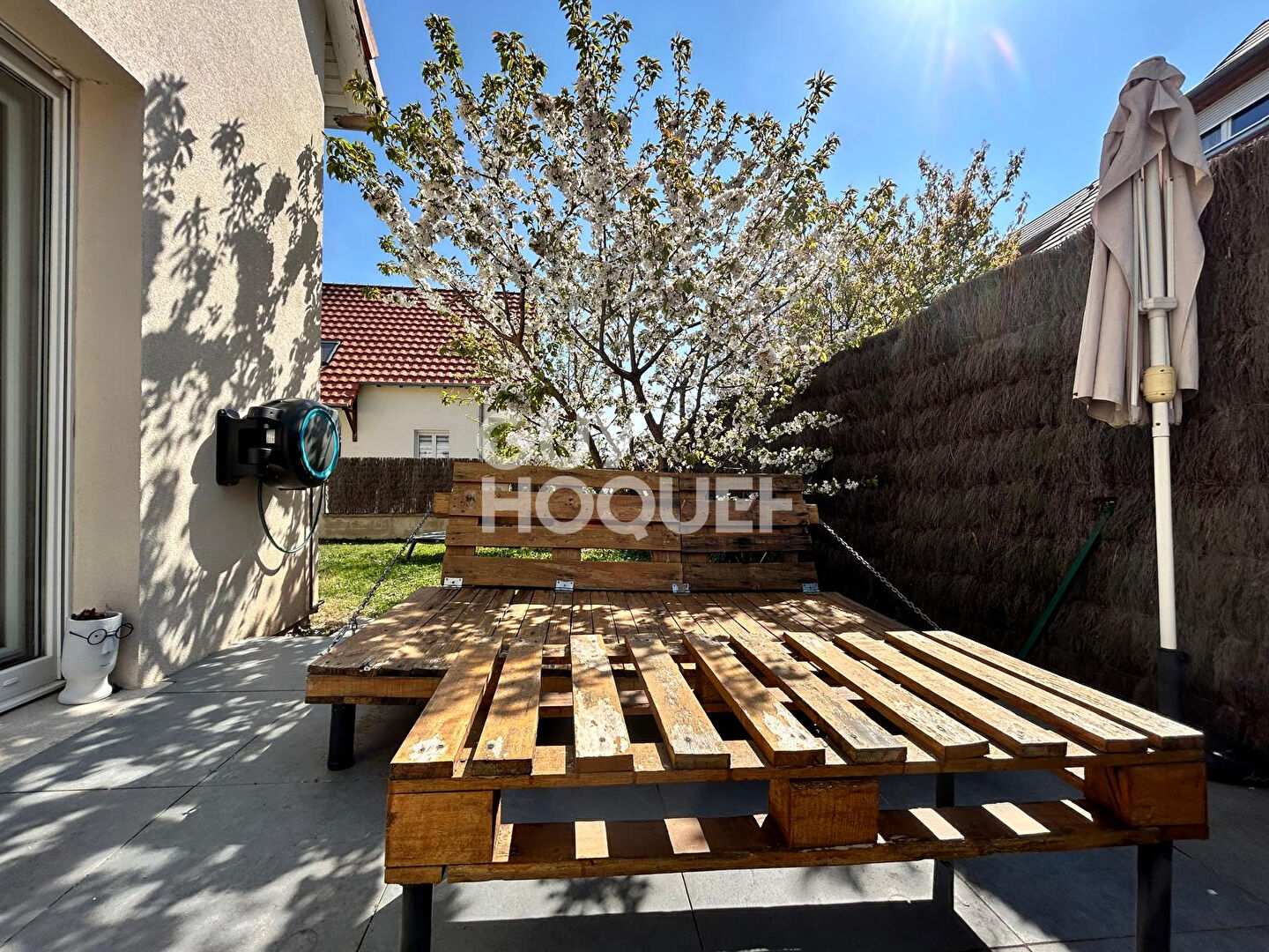 Maison 4 chambres avec beau jardin