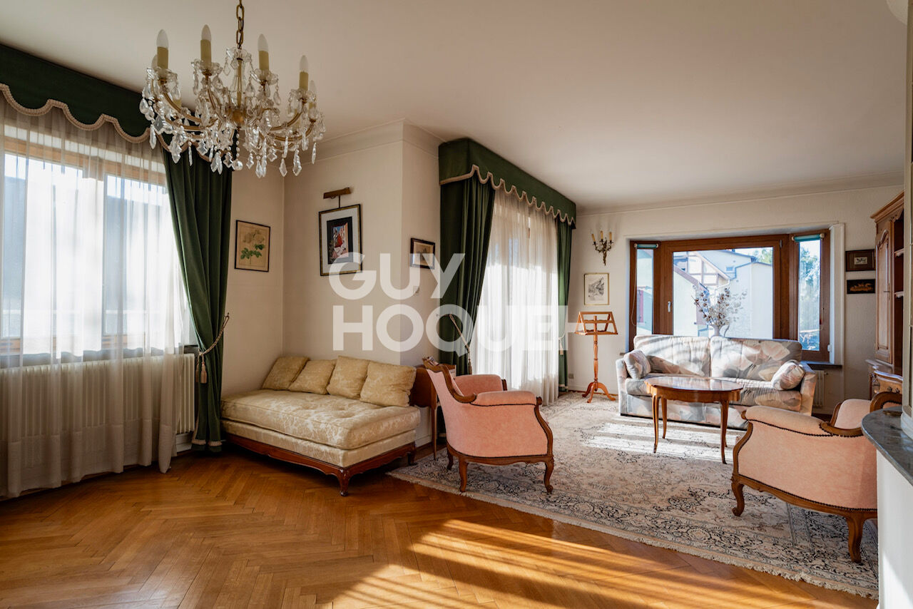 Maison Selestat 10 pièces 312 m2 terrain 11 ares