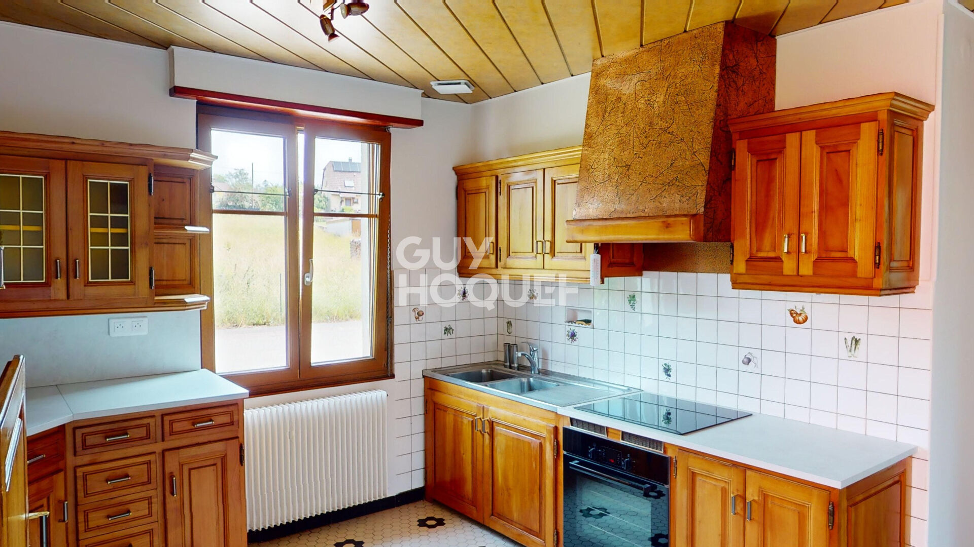 SAINT MAURICE : Maison 4 pièces en location