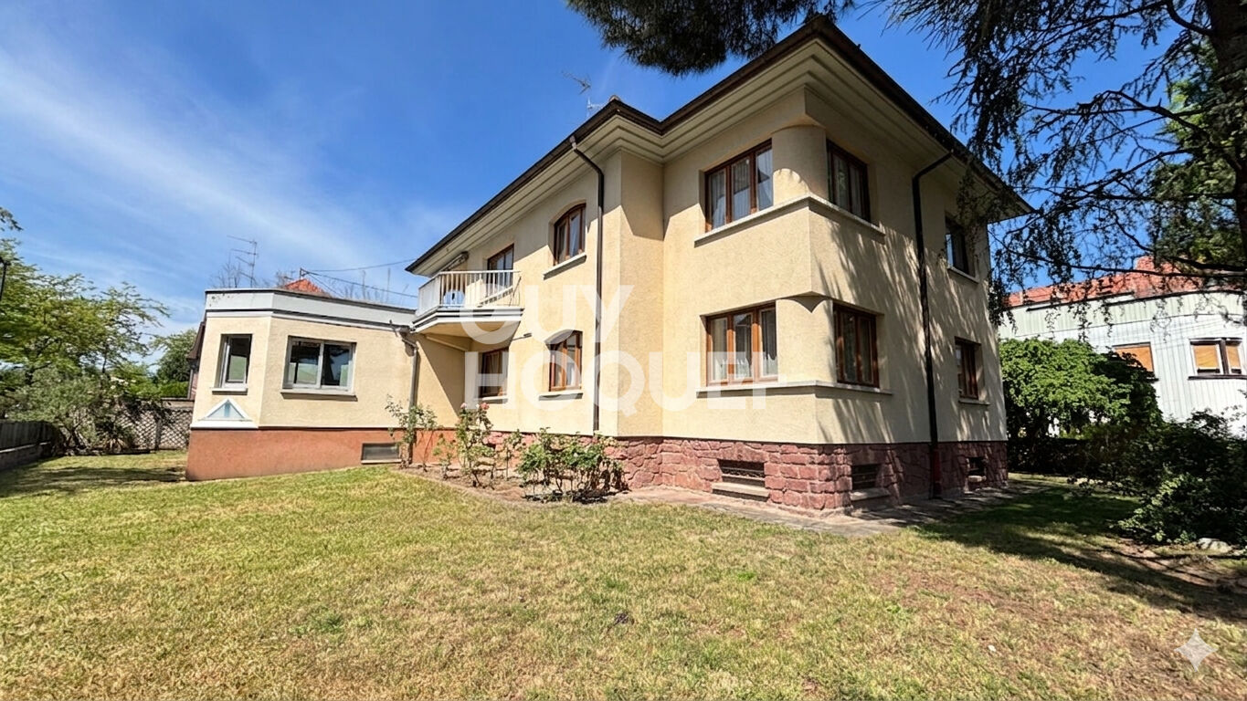Maison de caractère à vendre à Sélestat - 312 m² - Jardin - Fort potentiel après rénovation - Proche gare et accès A35