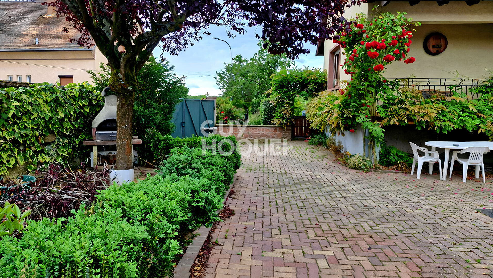 EN CO-EXCLUSIVITÉ À SCHERWILLER - SPACIEUSE PROPRIETE FAMILIALE DE 207 M² AU COEUR DU VIGNOBLE ALSACIEN