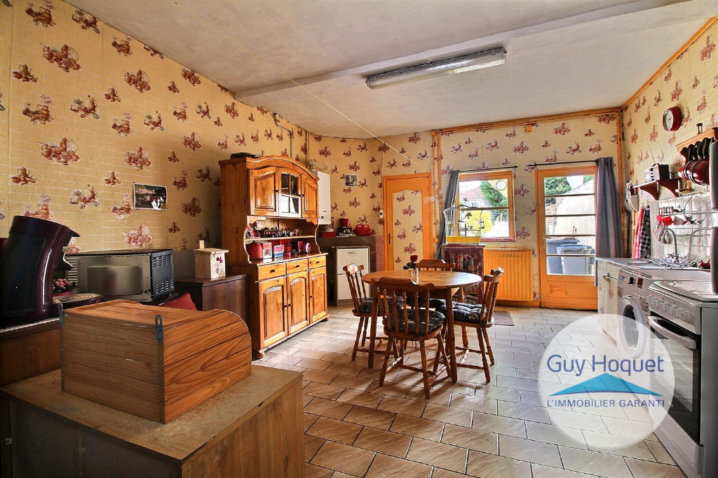 À vendre, maison d'environ 80 m², 4 pièces à COURCHELETTES (59552).