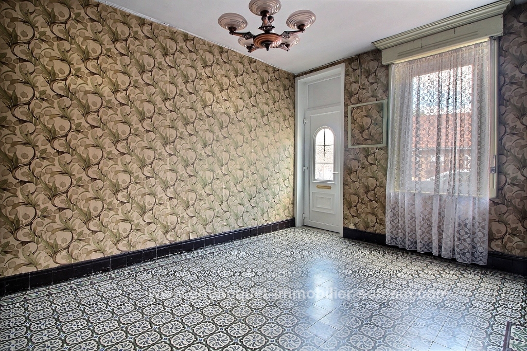 Maison d'une surface habitable de 82,59 m² à vendre à ESCAUDAIN (59124).