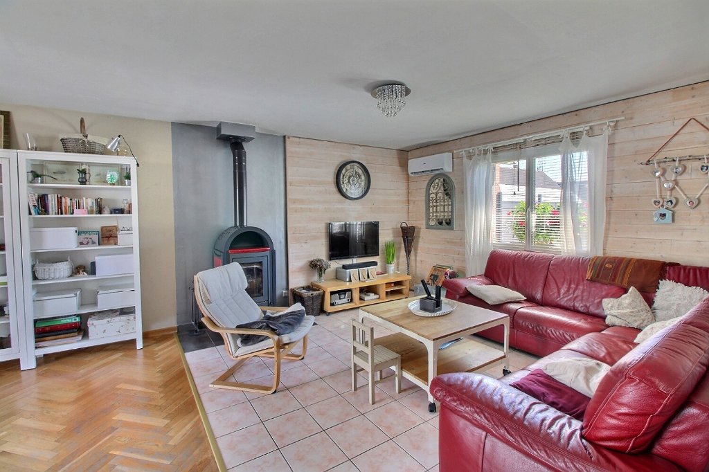 Maison T5 (132 m²) en vente à FLERS EN ESCREBIEUX